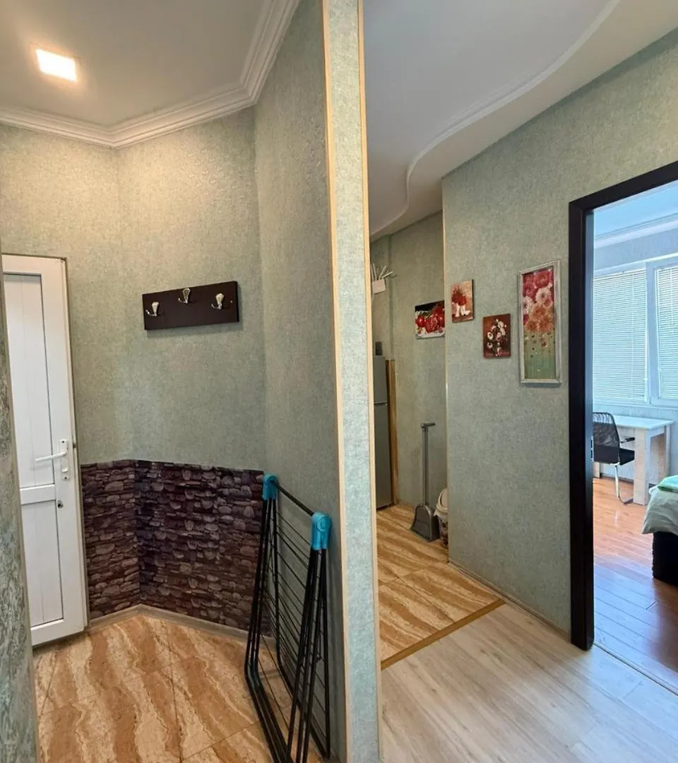 Apartment Квартира У Приморского Парка Batumi